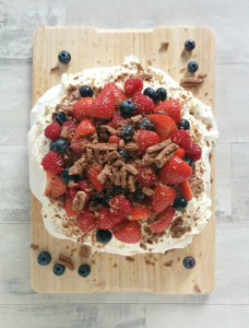 Mixed Berry Palova