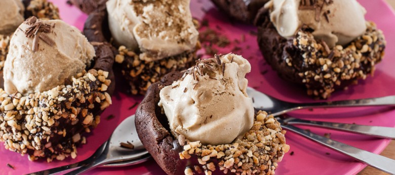Chocolate Cookie Cups with Coffee Ice Cream Scoops