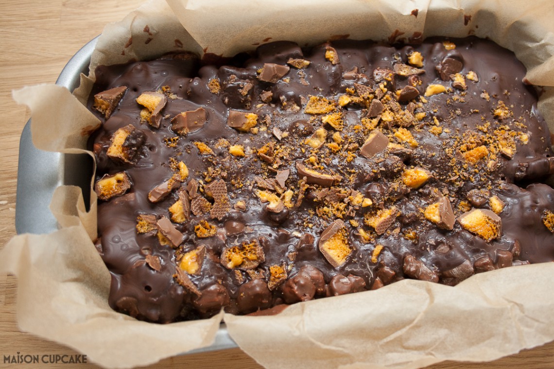 Crunchie Rocky Road Bars - easy no bake recipe
