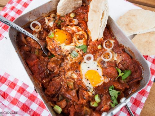 https://maisoncupcake.com/wp-content/uploads/2016/06/Bacon-Shakshouka-on-Barbecue-11-2-500x375.jpg