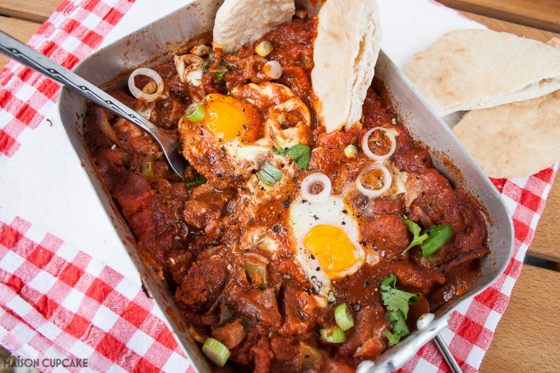 https://maisoncupcake.com/wp-content/uploads/2016/06/Bacon-Shakshouka-on-Barbecue-11.jpg