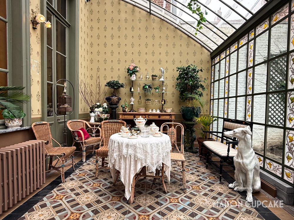 Glass conservatory inside Maison Natale Charles de Gaulle